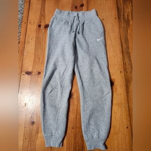 Nike Heather Gray Sweatpants